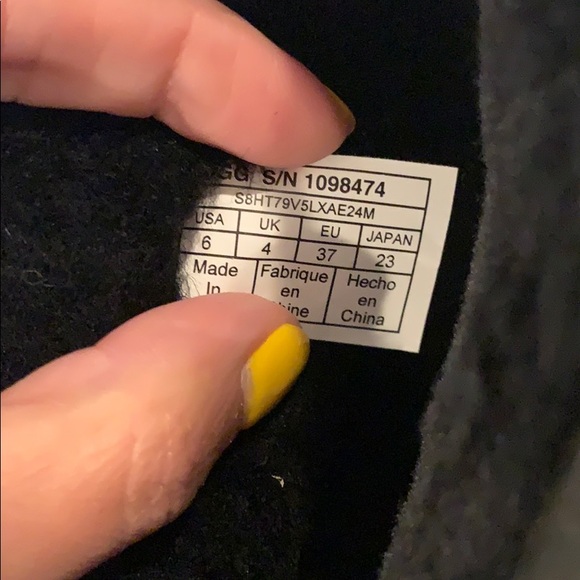 UGG boots - Picture 5 of 7